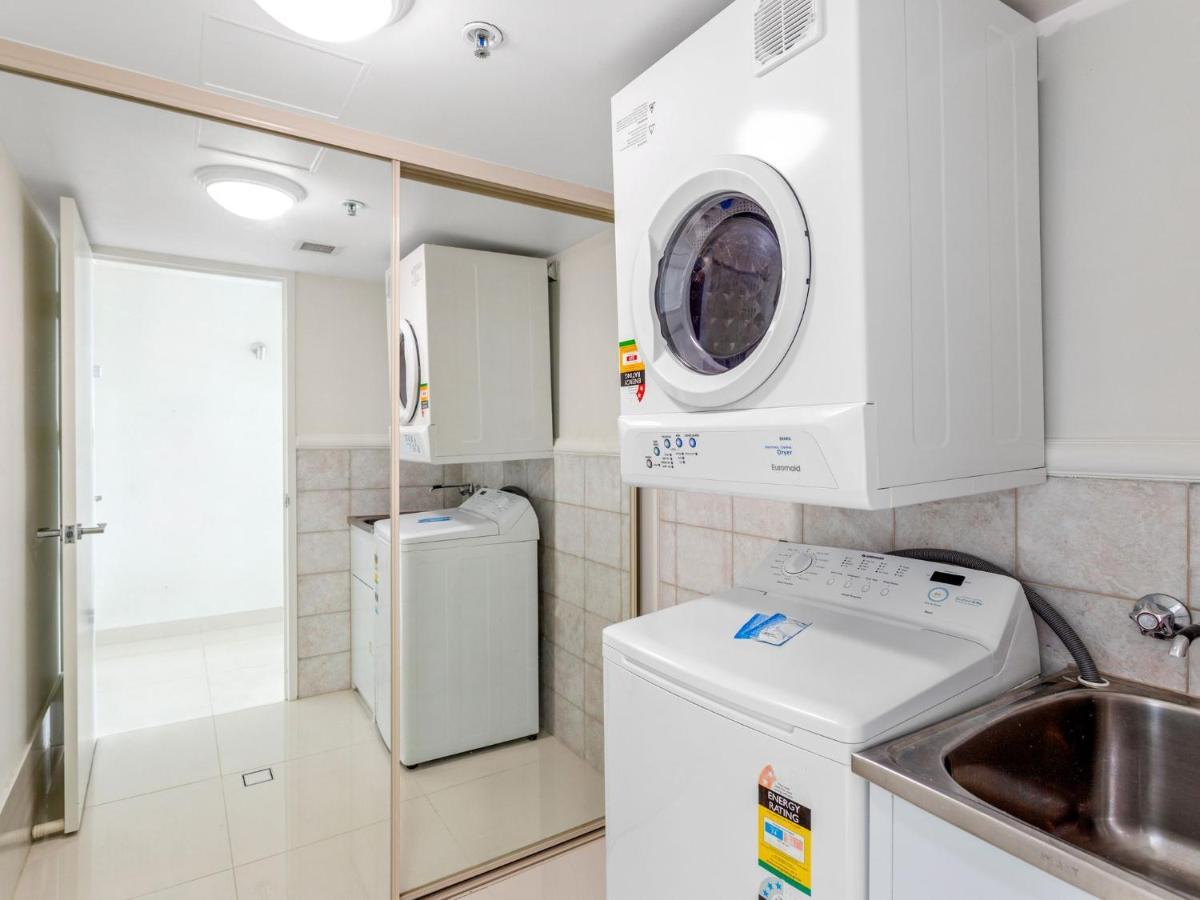 Crown Towers Superior 3 Bedroom Apartment - Coasthm โกลด์โคสต์ ภายนอก รูปภาพ